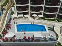 Gallery thumbnail