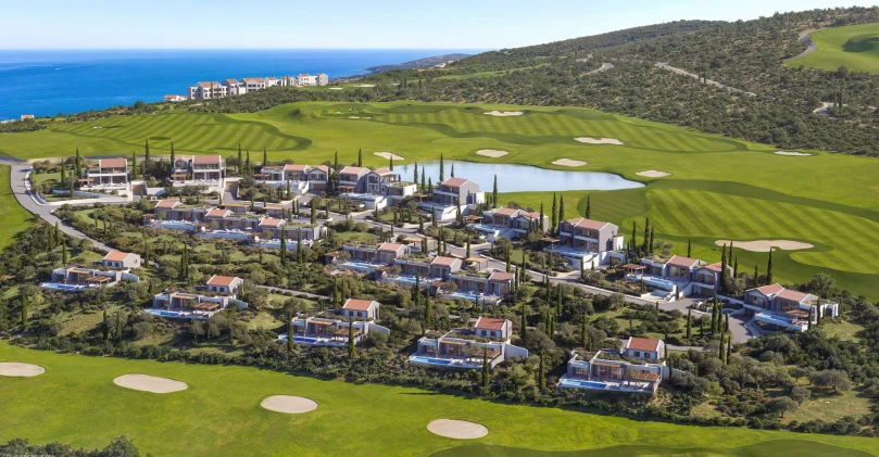 Villa 275 m² at the Summit of Montenegro's First Golf Resort