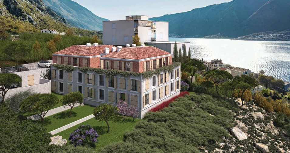 Palace Bay Penthouse: Luxurious Duplex with a Green Terrace in the Heart of Dobrota