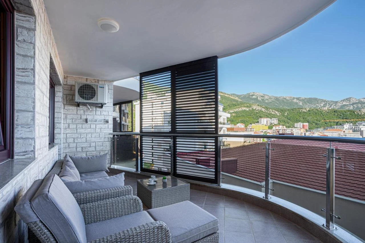 High-Quality Finished Apartments in Becici