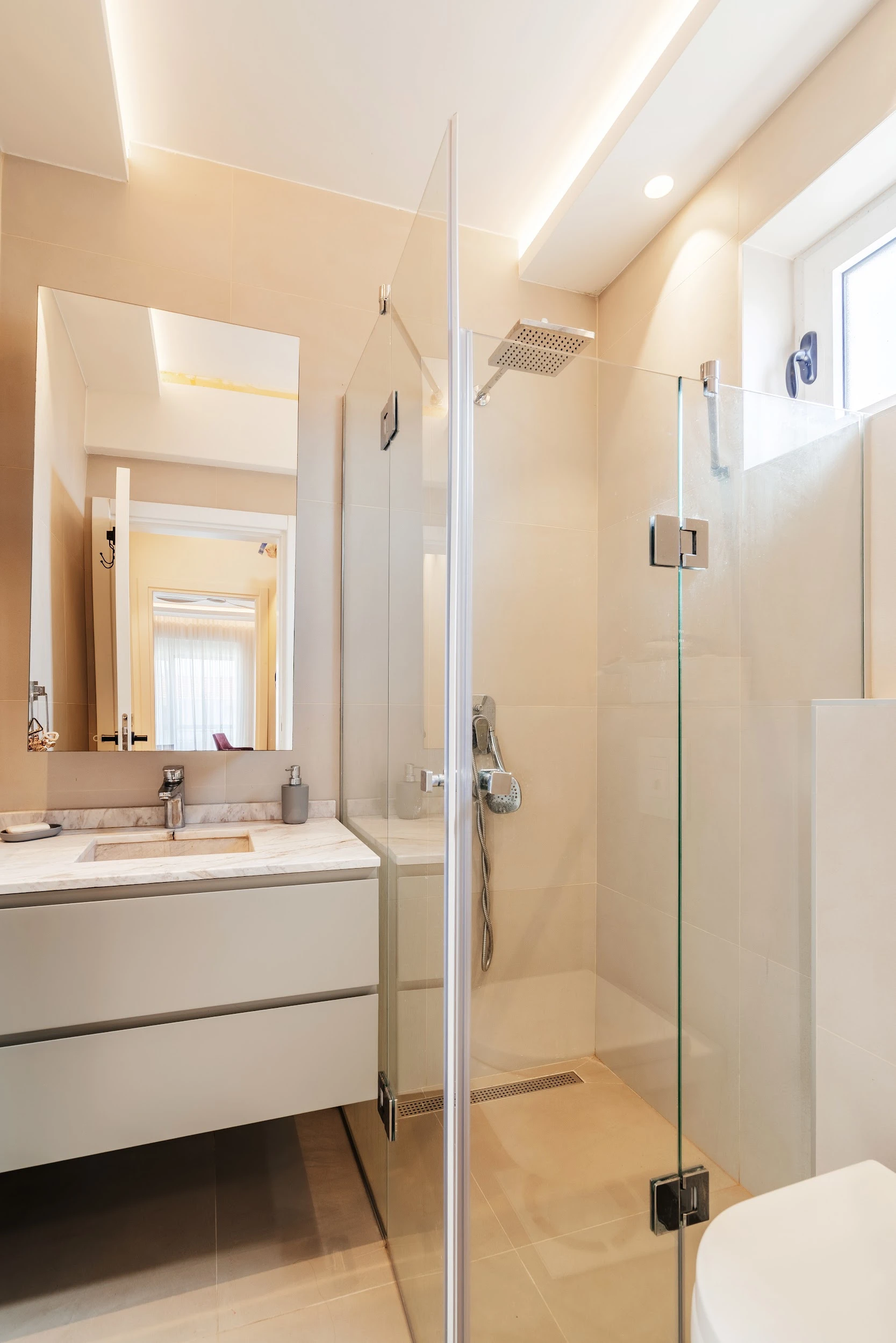 Spacious 2-bedroom apartment in the center of Tivat