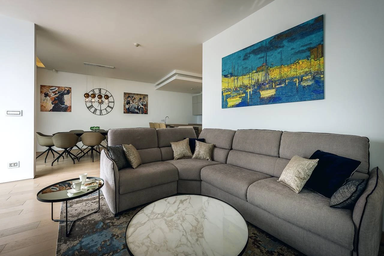 Luxury 198 m2 Waterfront Apartment in Dukley Gardens, Budva