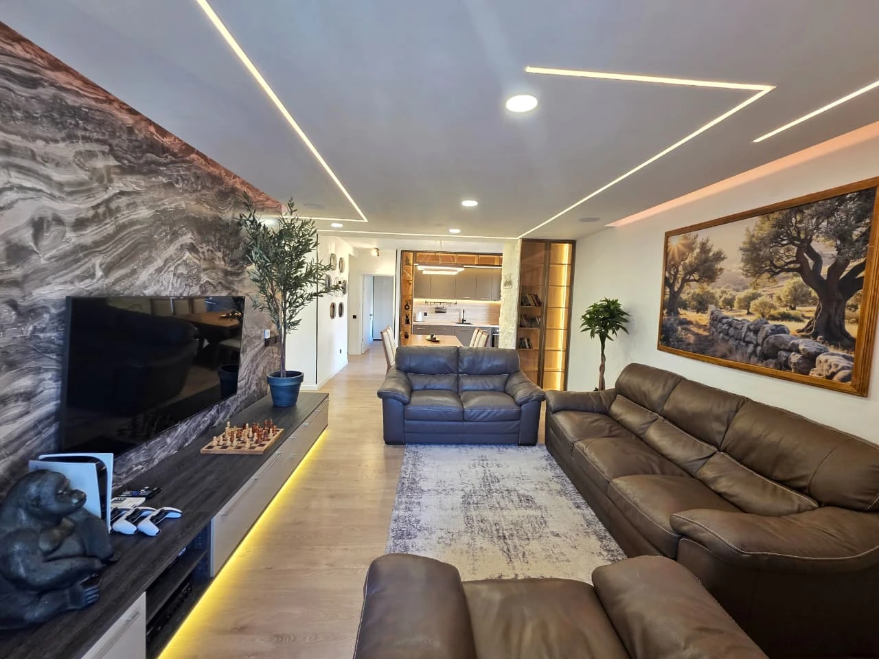Spacious 3-Bedroom Apartment with Private Sauna in Bečići