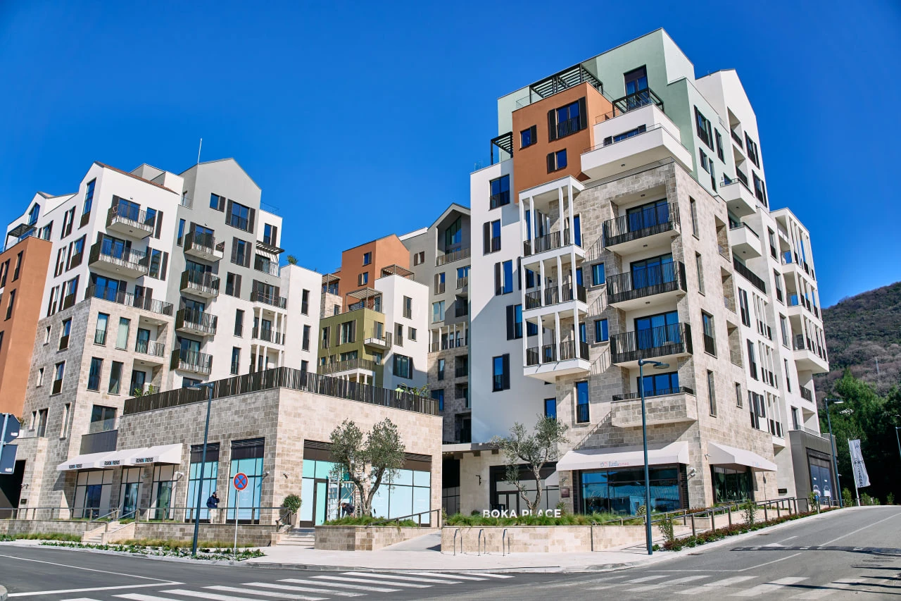 Modern Two-Bedroom Apartment in Heart of Tivat