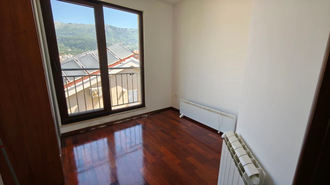 Three-Bedroom Apartment In The Very Center Of Budva