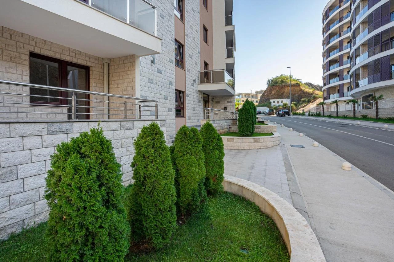 High-Quality Finished Apartments in Becici