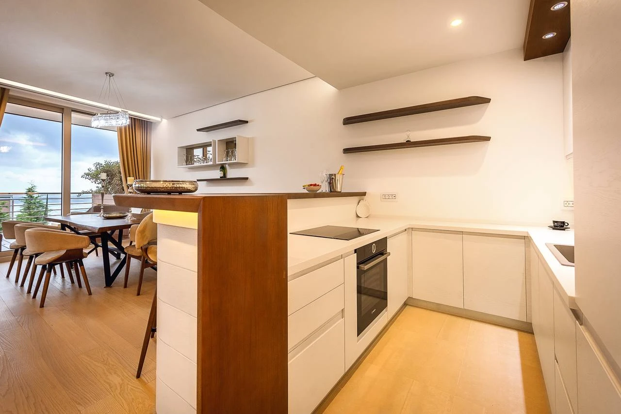 Luxury Apartment for Rent in Dukley Gardens, Budva