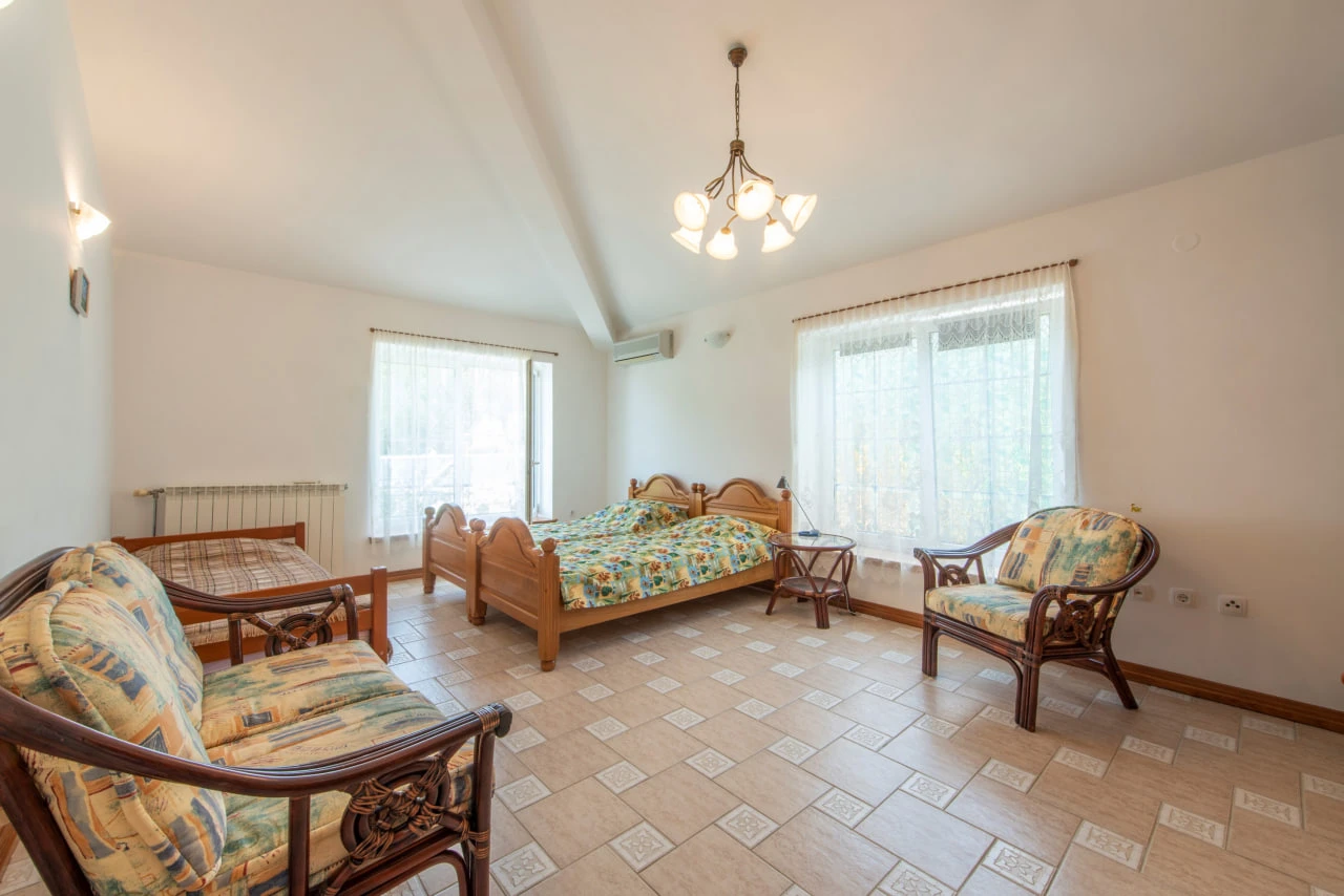 Exclusive Mansion 100m from the Sea, Zanjice