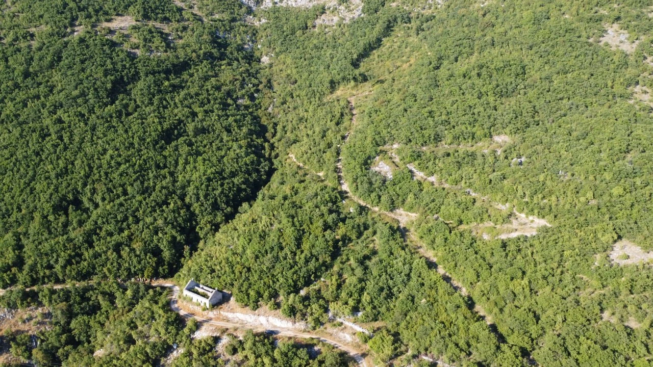 For Sale – Urbanaized Land 26,417 m², Čavori, Kotor