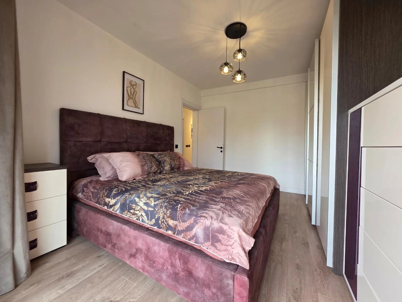 Spacious 3-Bedroom Apartment with Private Sauna in Bečići
