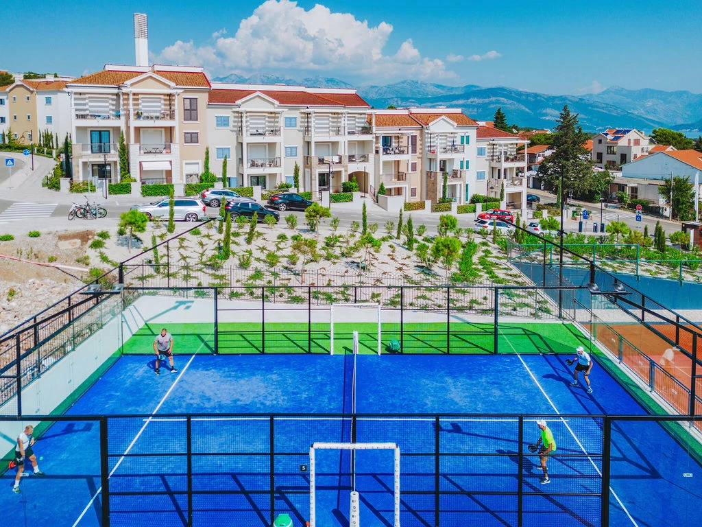 Centrale Apartments: Style and Comfort in the Heart of Luštica Bay