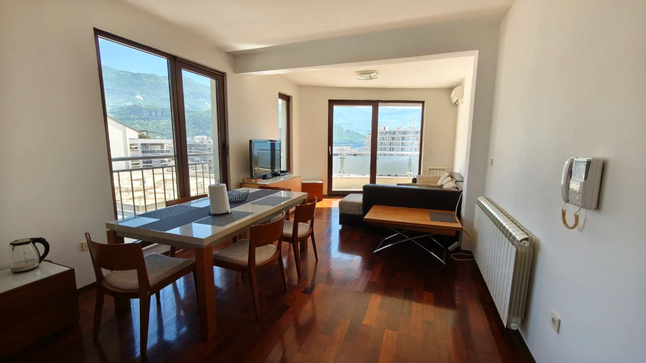 Three-Bedroom Apartment In The Very Center Of Budva