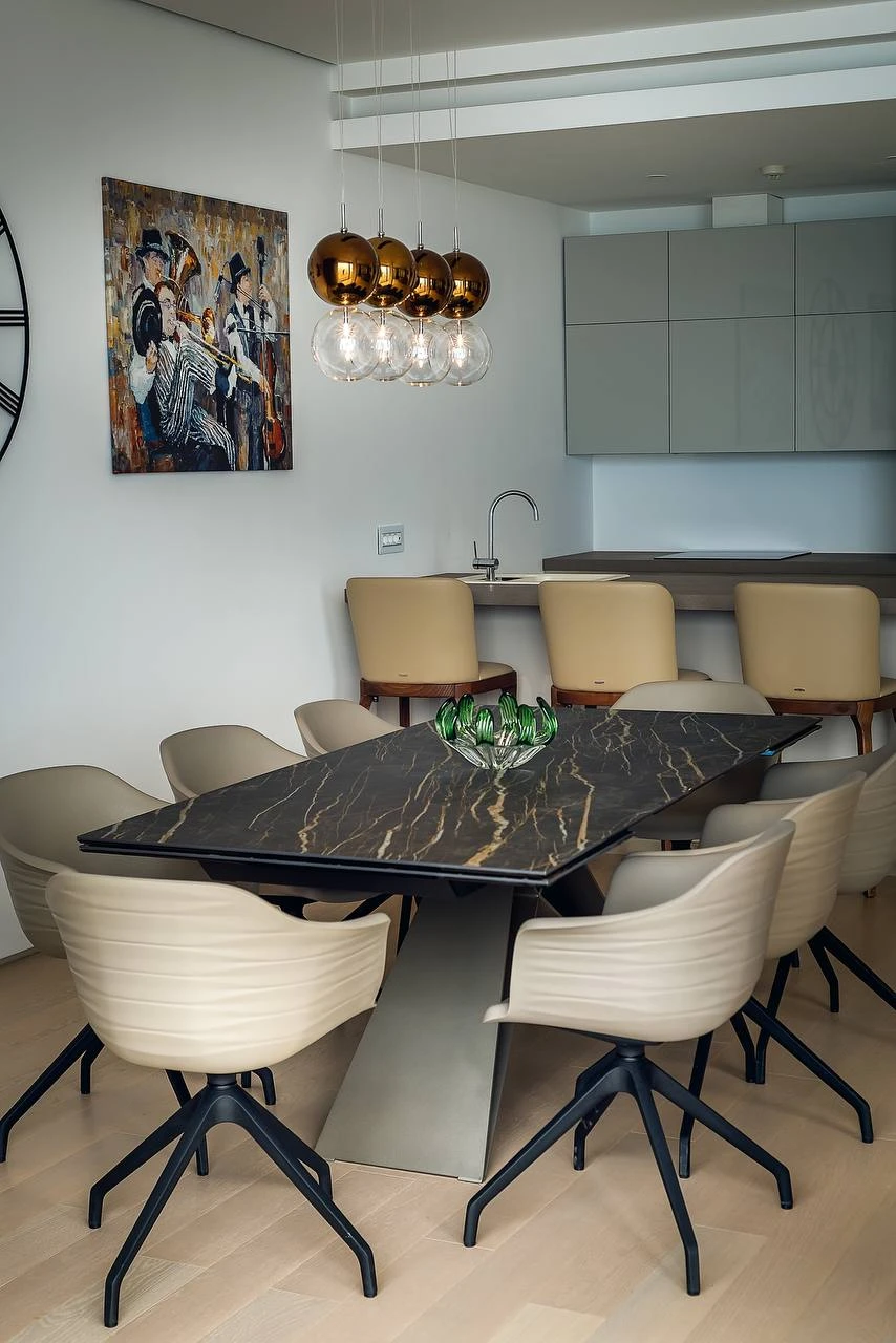 Luxury 198 m2 Waterfront Apartment in Dukley Gardens, Budva