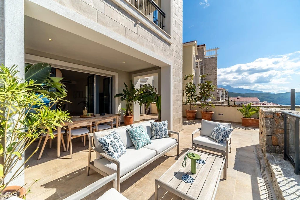 Luxury Apartment in Luštica Bay – Marina Village, Iris Residences