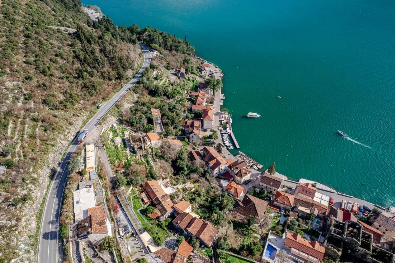 Unique 1,065 m² Plot in the Heart of the Bay of Kotor