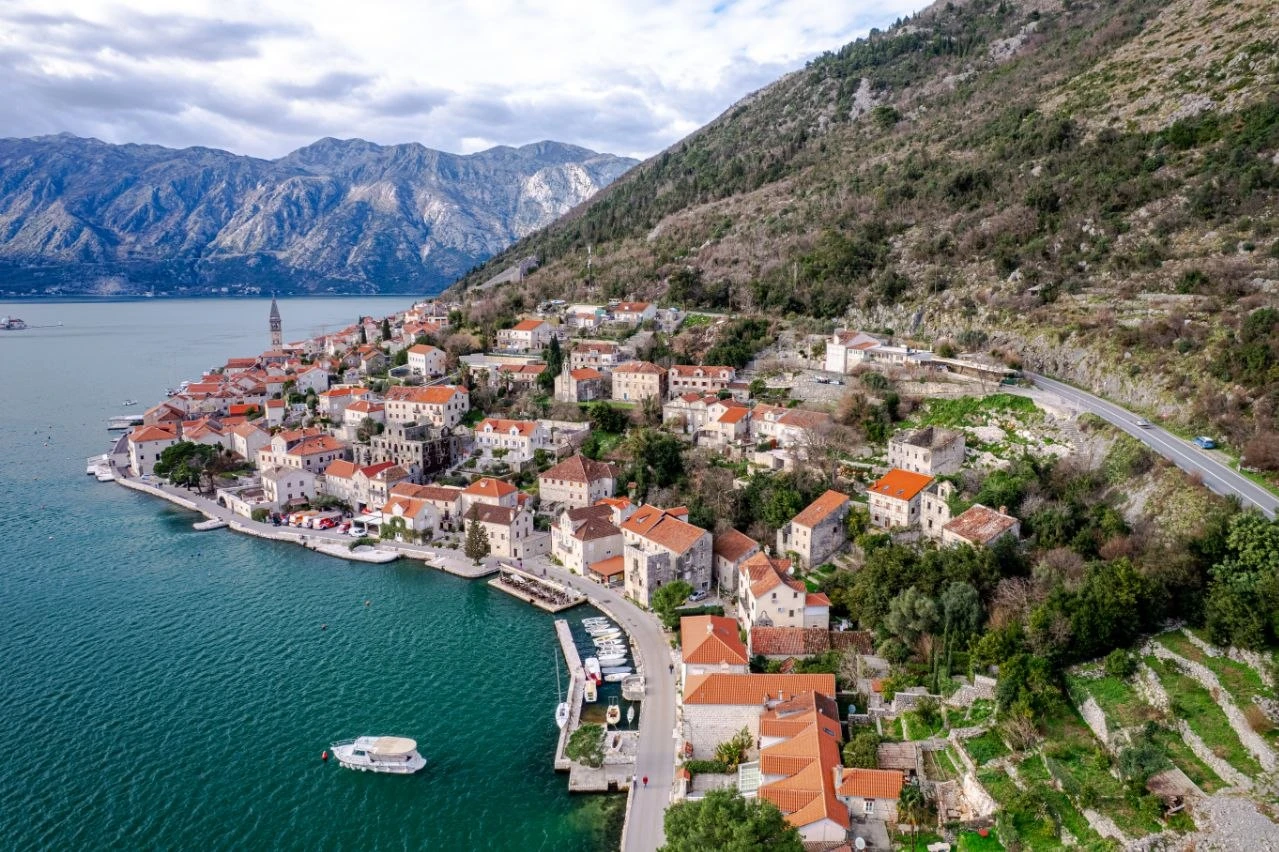 Unique 1,065 m² Plot in the Heart of the Bay of Kotor