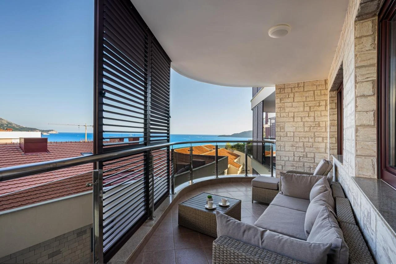 High-Quality Finished Apartments in Becici