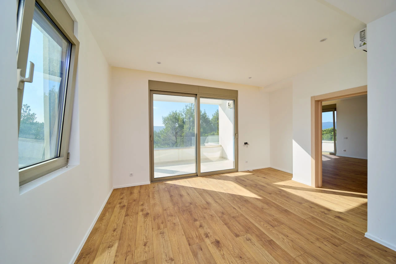 Two-bedrooms Apartment in a Quiet Place Surrounded by Nature, Tivat