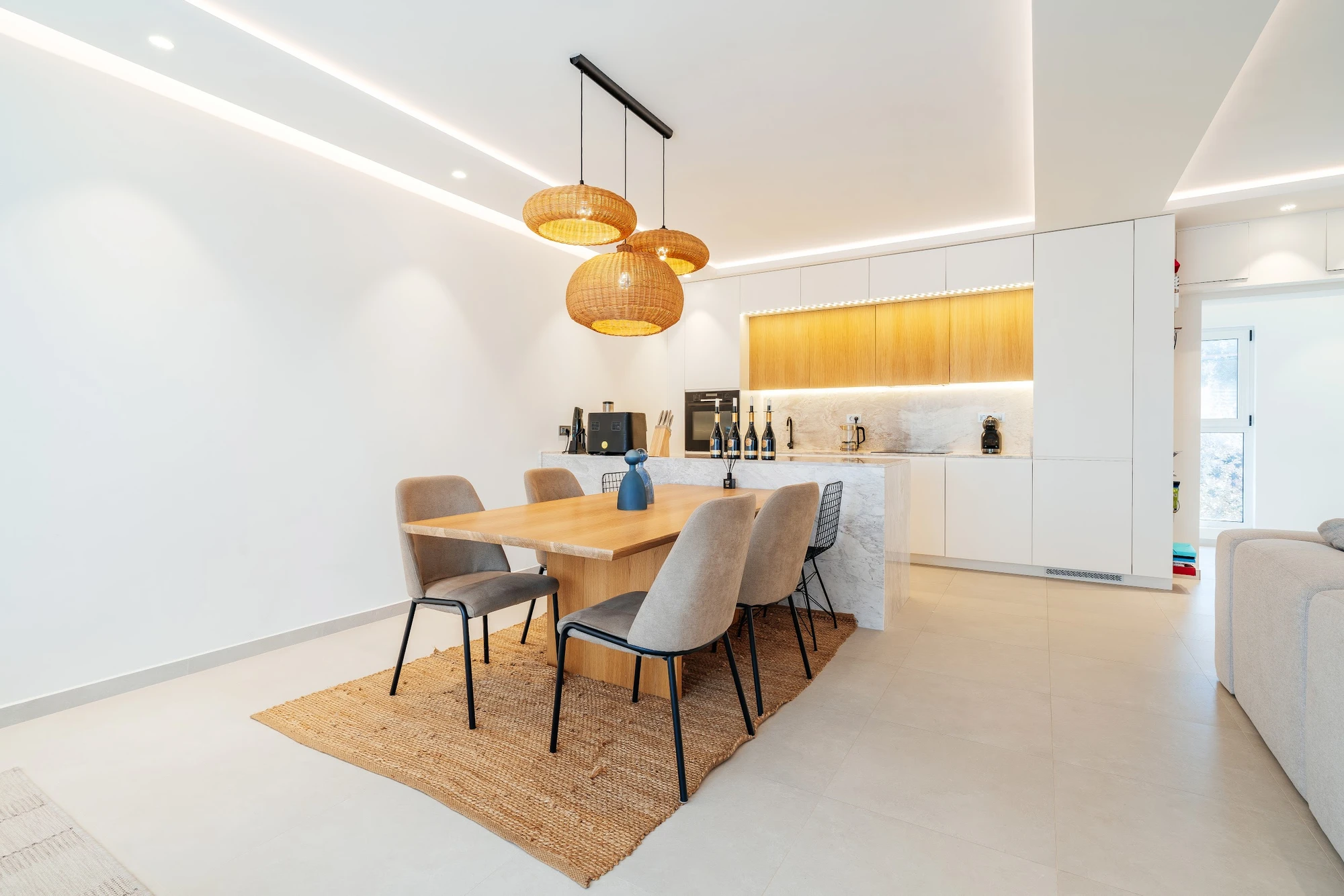 Spacious 2-bedroom apartment in the center of Tivat
