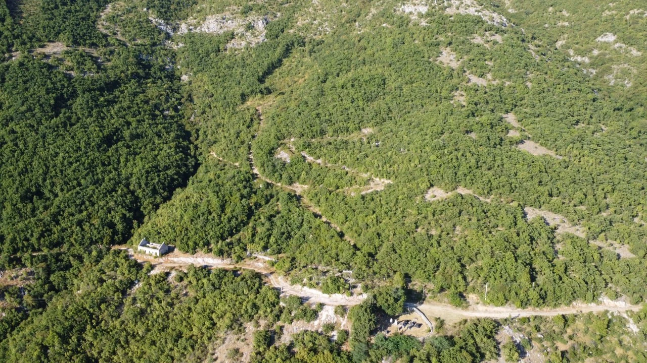 For Sale – Urbanaized Land 26,417 m², Čavori, Kotor