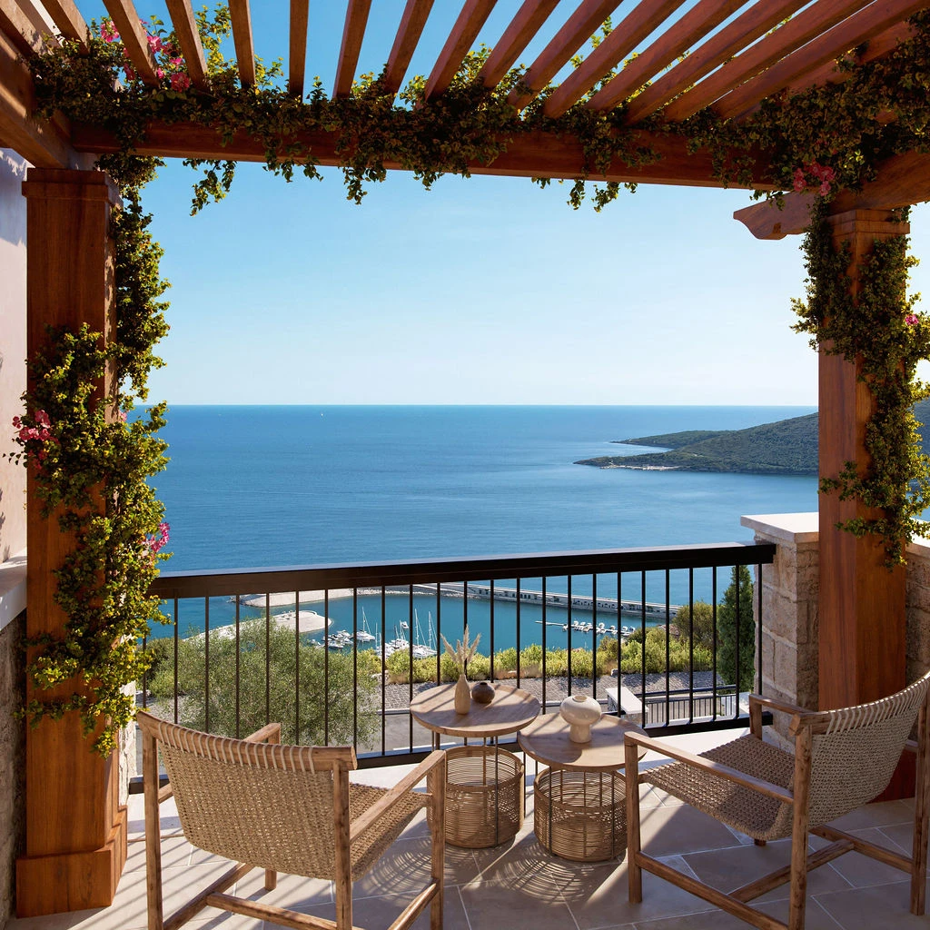 Exclusive Hillside Studio with Panoramic Views