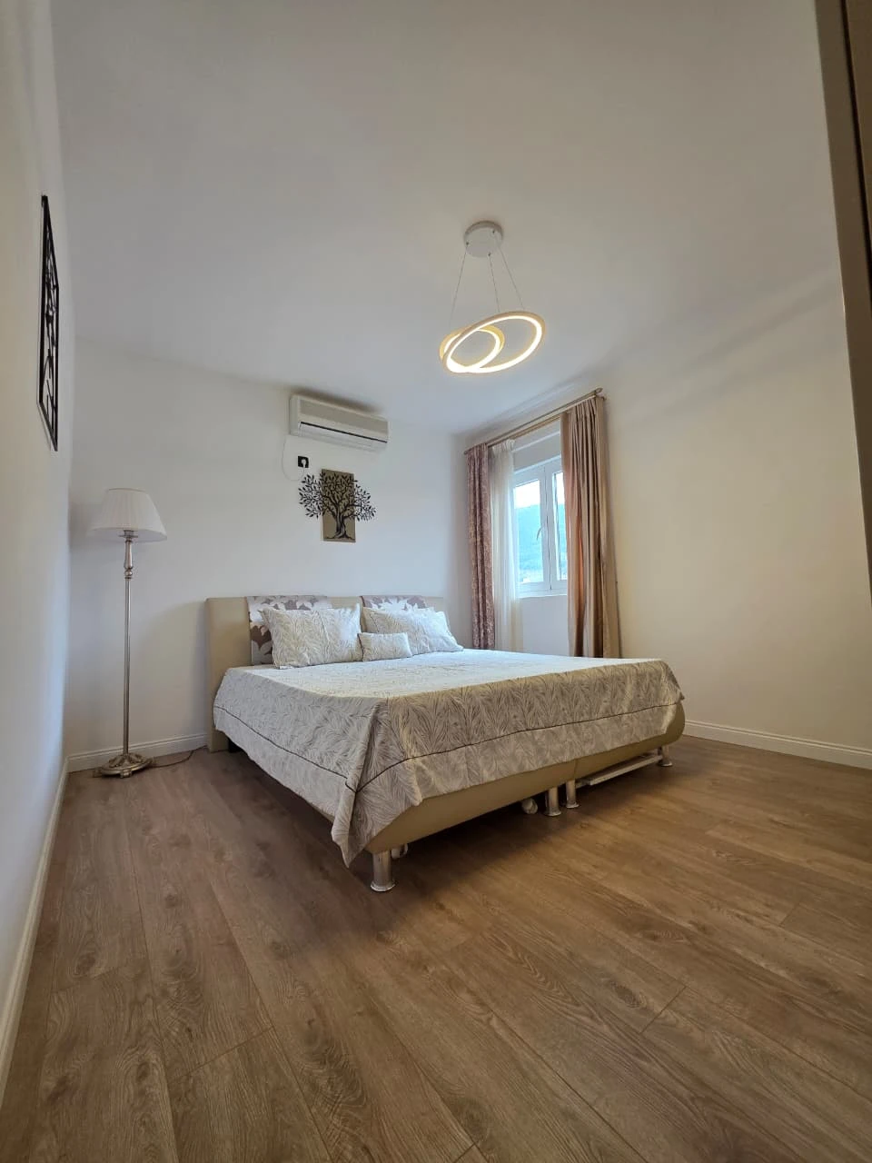 Spacious 3-Bedroom Apartment with Private Sauna in Bečići